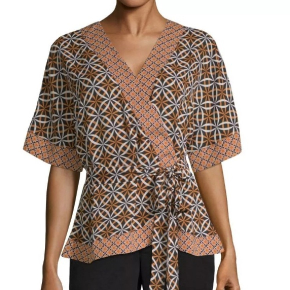 Women’s v-neck short sleeve kimono styled blouse
